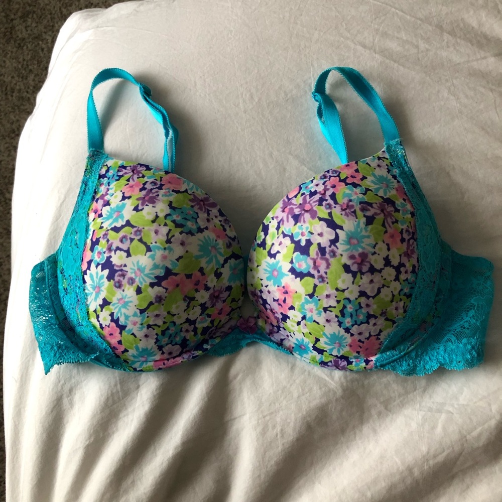 Victoria's Secret Teal Floral Lace Push-Up Bra